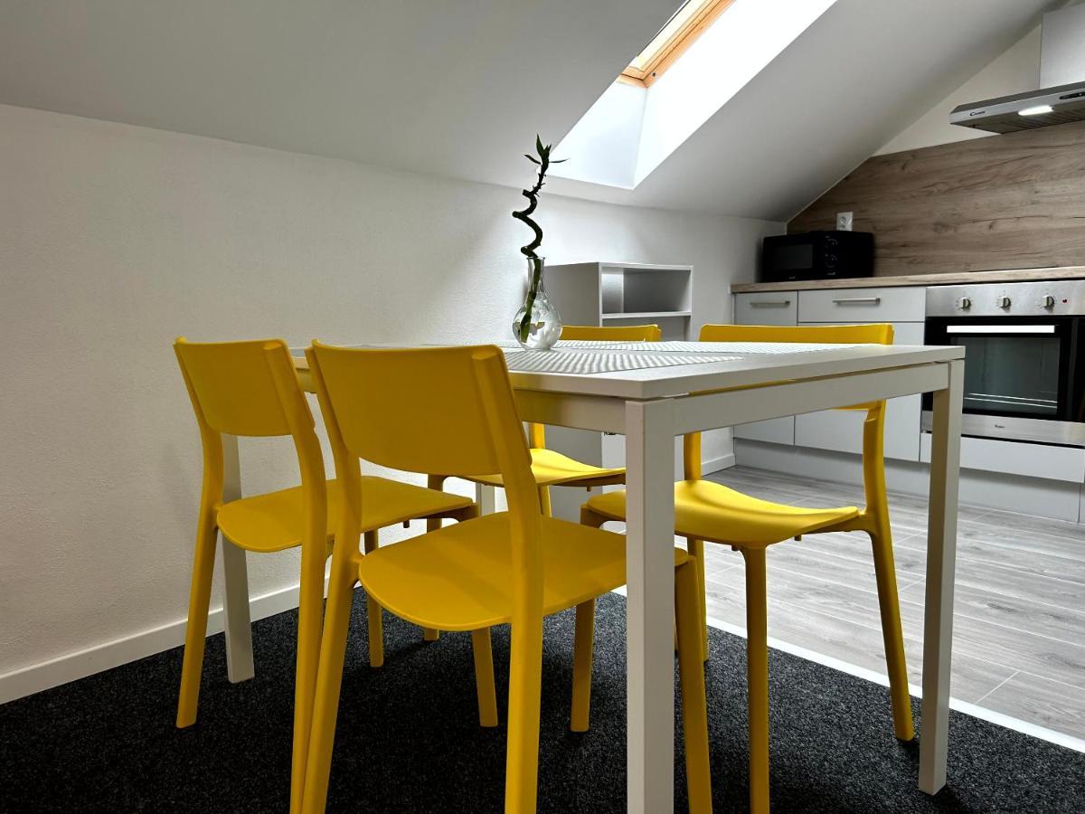 Breza House Apartments Zlín Extérieur photo